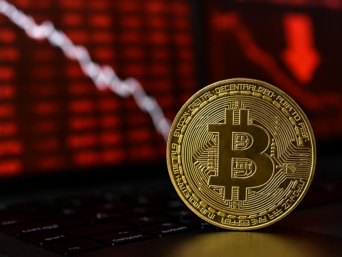 Капитализация крипторынка снизилась до $3,2 трлн Bloomberg