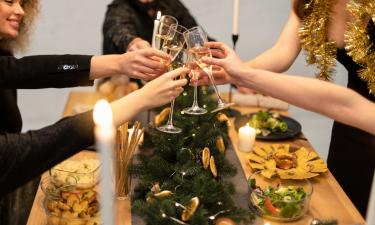 65% россиян встретят Новый год дома или у друзей — исследование Купибилет