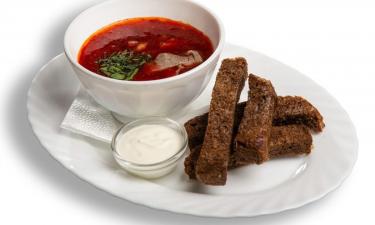 Чесночную пасту для ароматных домашних гренок используют повара