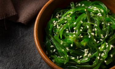 Блюдо, которое восполнит дефицит йода и украсит стол