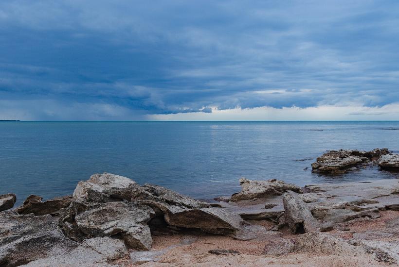 Побережье озера Иссык-Куль