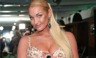 Волочкова заявила об отмене своей свадьбы