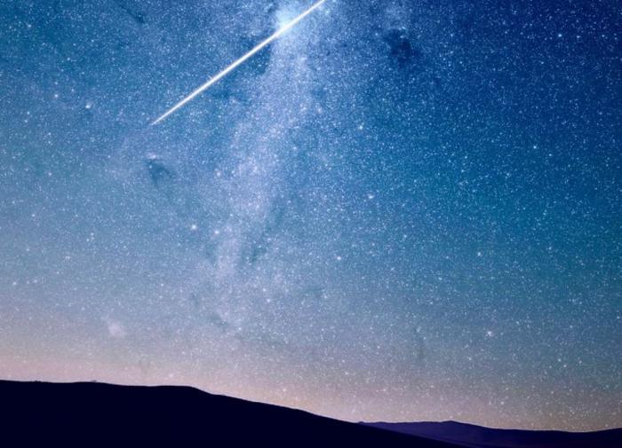 Останки древнего человека отправились в космос в кармане миллиардера