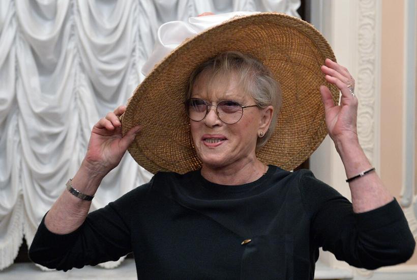 Алиса Фрейндлих