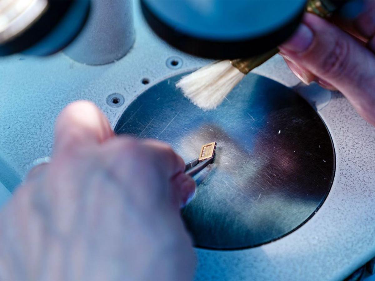 Ответ Пекина сработал: Нидерланды не смогли украсть компанию у китайского владельца