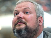 Главного археолога Москвы закидали яйцами и  пакетами с майонезом. 