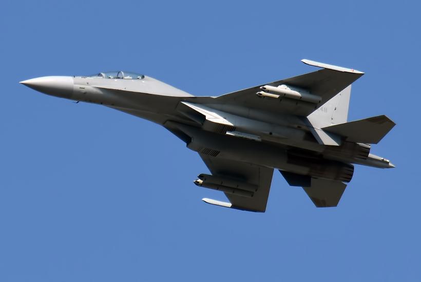 Истребитель J-16