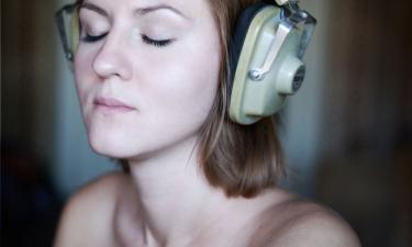 Россияне всё чаще выбирают бюджетные модели наушников