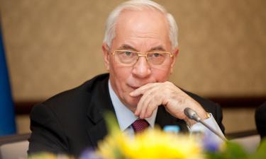 Экс-премьер Азаров о цифрах с потолка: экономический мираж Украине обеспечен