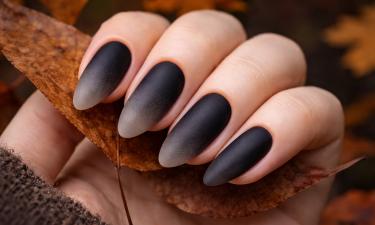 Чёрный маникюр входит в базовые тренды 2026 года