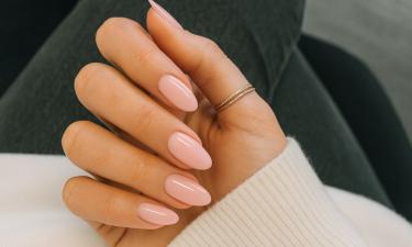 Твёрдые, как акрил, блестящие, как зеркало: формула восстановления ногтей, о которой молчат мастера