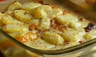 Бархатная нежность: вот как приготовить восхитительный картофель в сливках, тающий во рту