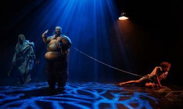 "Скотный двор" Юрия Грымова: спектакль о людях и природе их поступков