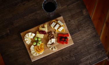 Праздничный стол превращает сыр в ловушку — Fox News Digital