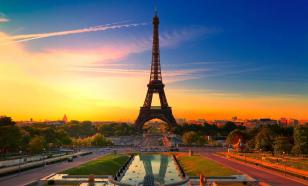 В Париже задержан мужчина, который разгуливал по улице с мачете