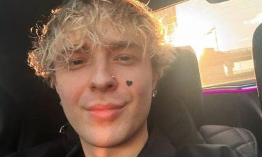 Егор Крид вне себя от радости: как Джейсон Деруло скопировал его хореографию на сцене