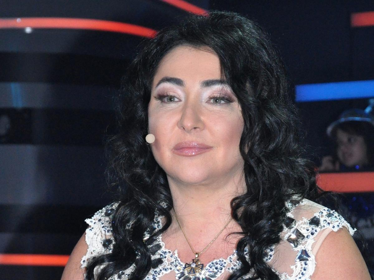 Маша Миногарова se zaročila z Александром Горчилином; Лолита Милявская spregovorila o svobodi po šestdesetem letu