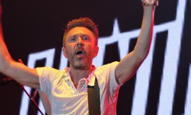 Шнуров после развода: откровения о любви и романтике