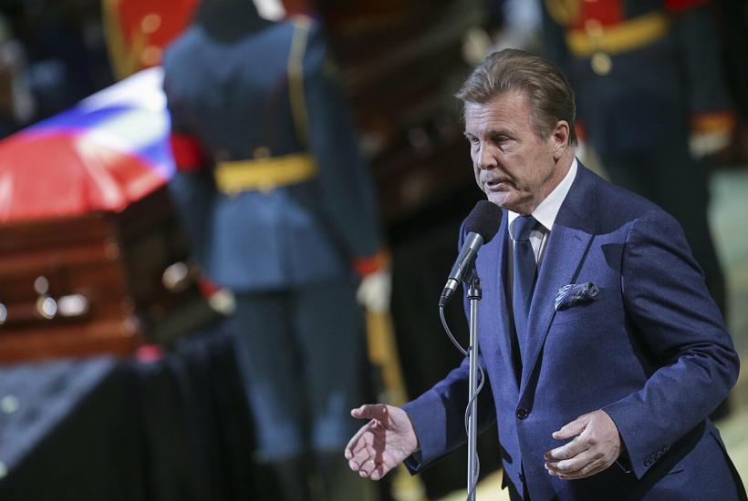 Лев Лещенко