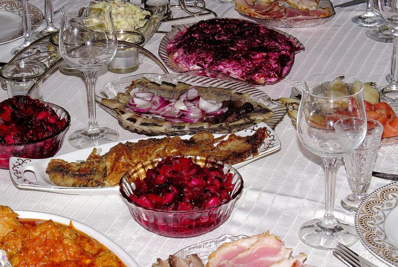 Праздничный стол Праздничный стол