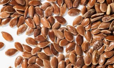 Не тратьте деньги зря — эффективная маска для молодой и упругой кожи из кухонных средств