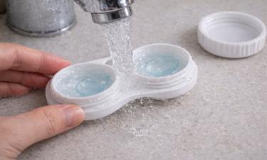 Зрение под ударом: как нарушение гигиены линз приводит к тяжёлым поражениям глаз