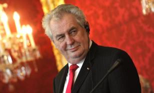 Почему президент Чехии призвал не делать из Навального героя