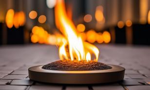 Из России депортируют школьников, которые потушили Вечный огонь в Санкт-Петербурге