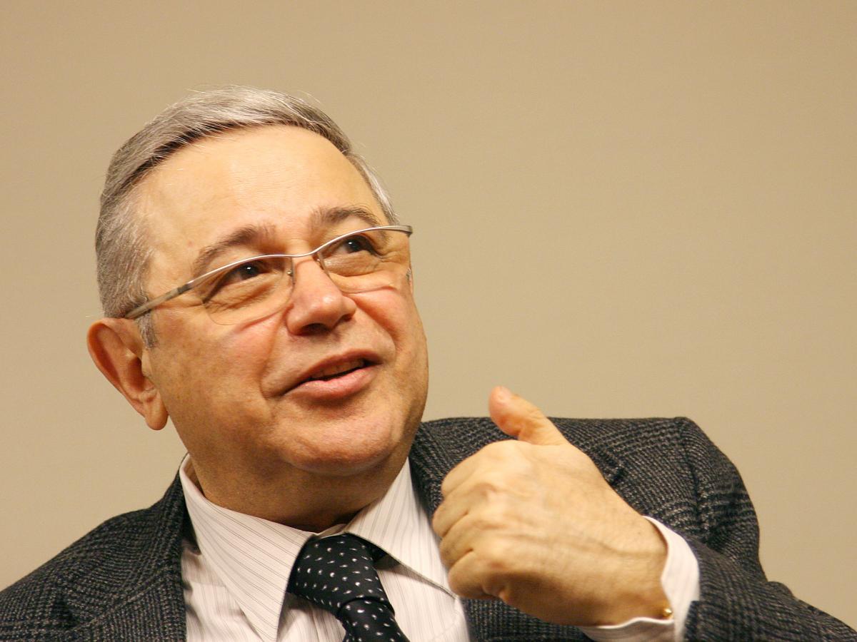 Тревожное заявление Брухуновой: что случилось с молодой женой Петросяна