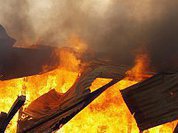 Пожары недели: трое детей сгорели, оставшись дома одни