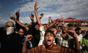 Индийские силовики проводят массовые задержания в Кашмире