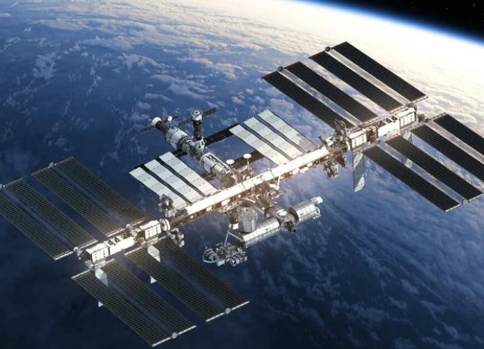 Из российского модуля на МКС продолжается утечка воздуха