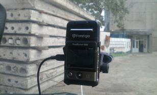 Видеорегистраторы пока разрешены: автоюрист рассказал, что нельзя ставить в машине