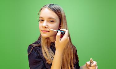 Главные ошибки при выборе косметики для подростков, которые могут испортить кожу