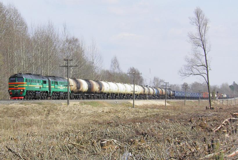 Грузовой поезд