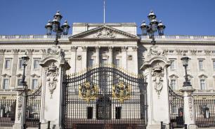 Сотрудник Букингемского дворца заразился коронавирусом