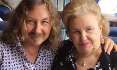 Спасибо за жизнь: Игорь Николаев показал свою 87-летнюю маму