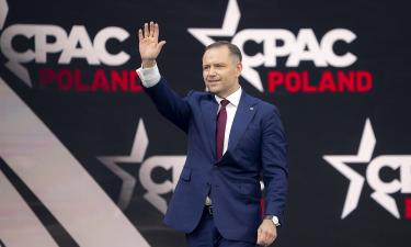 Новый президент Польши будет дестабилизировать Украину