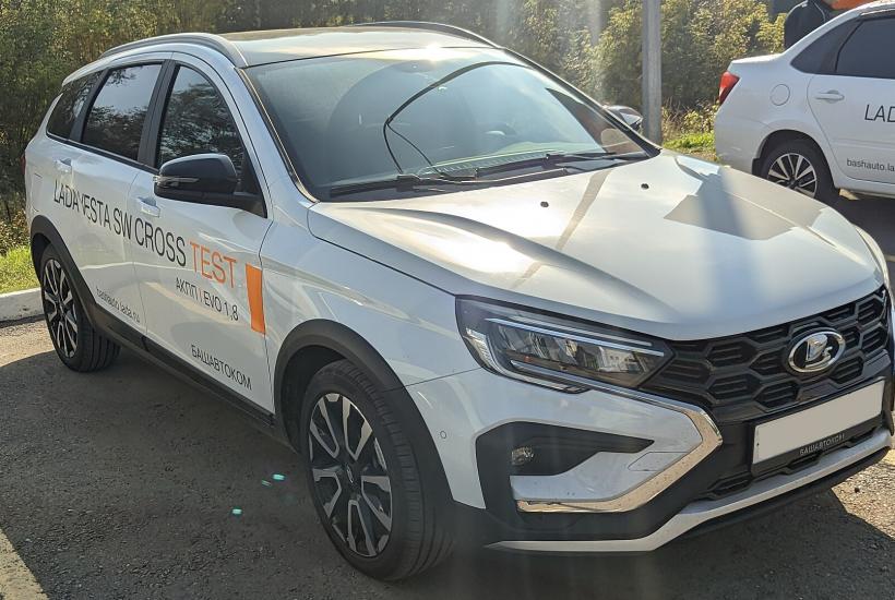 Lada Vesta SW Cross