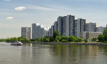 Даже умеренного снижения нет: квартиры в России продолжают дорожать, несмотря на кризис