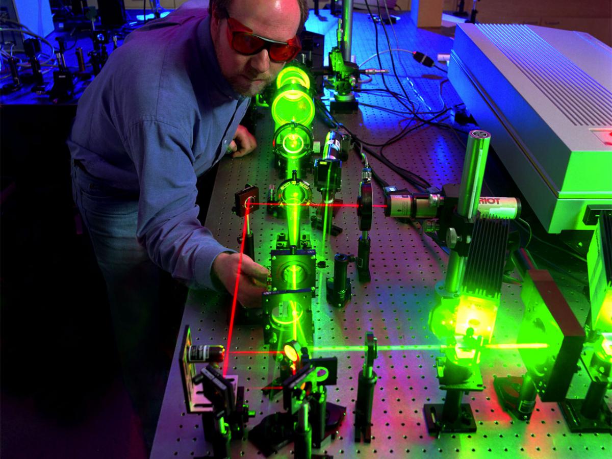 Уникальный лазер для космоса — какие тайны он поможет раскрыть