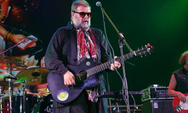 Гребенщиков* поздравил подписчиков с католическим Рождеством