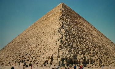 Хватило одного пса для увеличения турпотока к египетским пирамидам