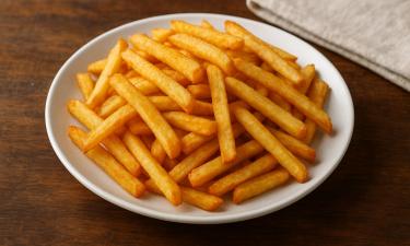 Замачивание картофеля убирает крахмал и делает фри хрустящим