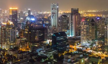 Вараны, бары на крышах и китайский квартал: как ещё встречает гостей Бангкок