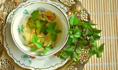 Как избавиться от вздутия живота за 20 минут: эффективный домашний напиток