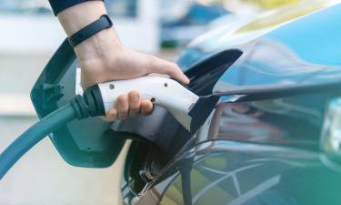 Китай тормозит электроволны: главная страна по электрокарам внезапно меняет курс