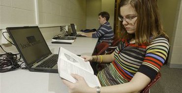 Заслуженный учитель России считает, что русский язык должен стать политкорректнее