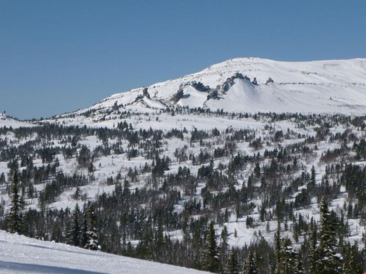 Ат-Тарджуман фиксирует мегалиты на пути от Волги к Енисею