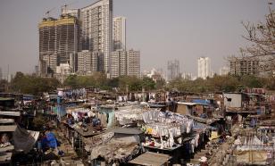 Жизнь за гранью бедности: россиянин рассказал о мрачной реальности трущоб Мумбаи